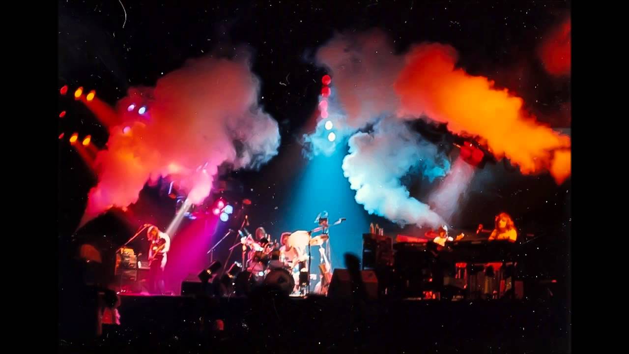 Sonando en la redacción: Pink Floyd - Animals (1977) | DiabloRock.com